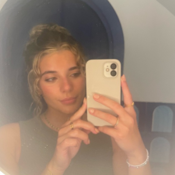 carly_estherson
